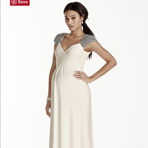 Long white maternity dress (Never worn)